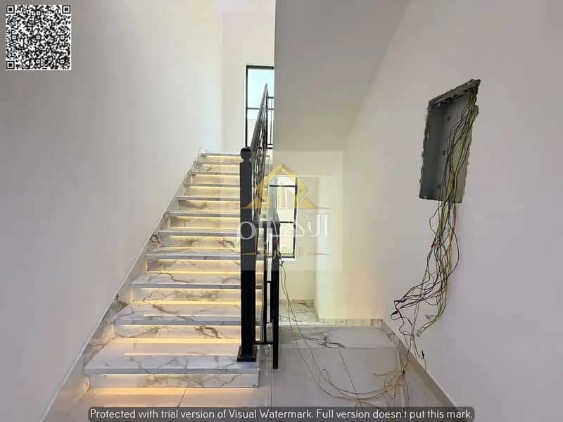 22 873091145-1066x800. webp