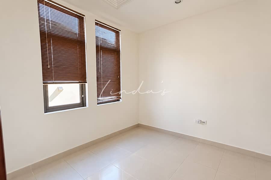 9 Property Photo 01