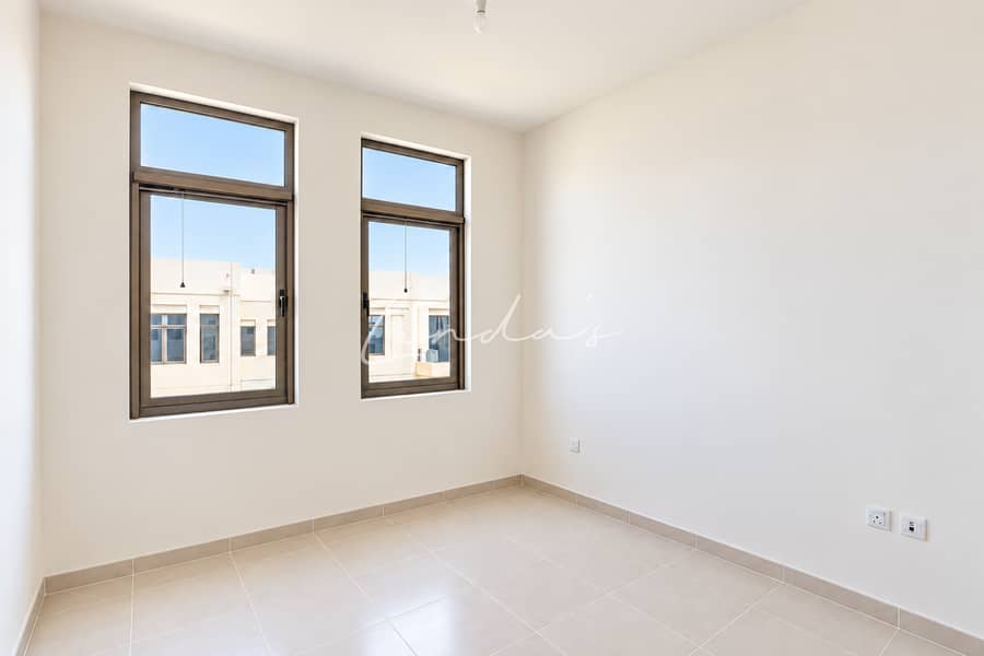 12 Property Photo 01