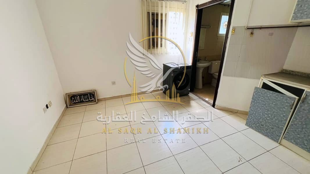 5 استوديو-للا-يجار-0-غرف-النباعة-الشارقة-صورة-العقار-re-001-06. jpg