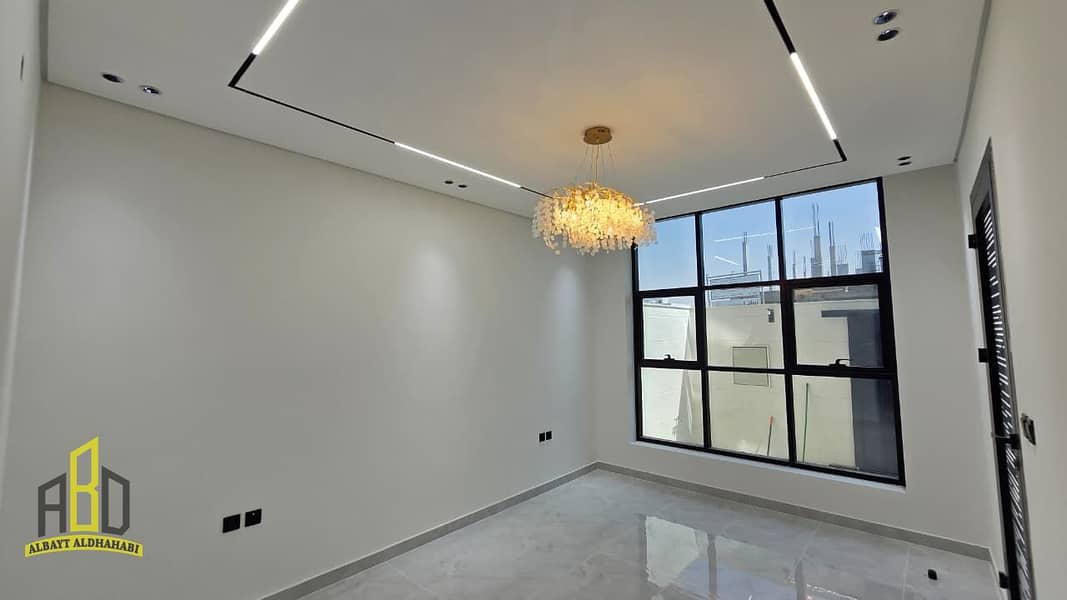 27 d38059f6-9984-4560-bde5-e7bd5fe11477. jpg