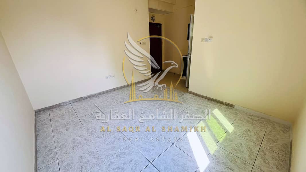 3 استوديو-للا-يجار-0-غرف-النباعة-الشارقة-صورة-العقار-re-001-03. jpg