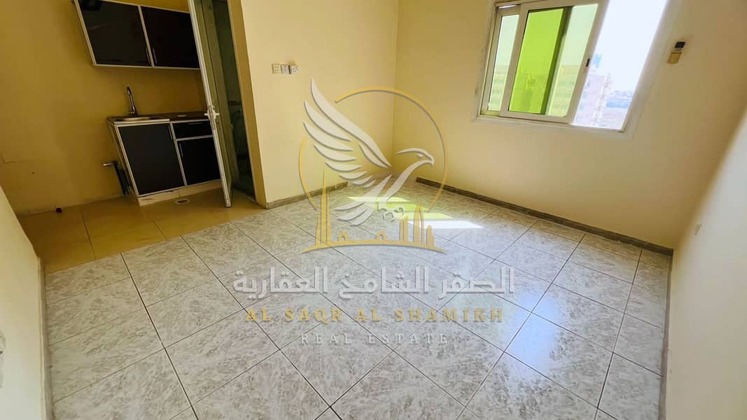 5 استوديو-للا-يجار-0-غرف-النباعة-الشارقة-صورة-العقار-re-001-05. jpg