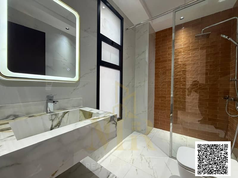 23 WhatsApp Image 2026-10-26 at 3.18. 39 PM (1)-watermark. jpg
