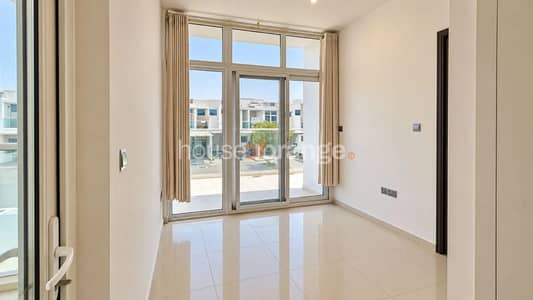 3 Schlafzimmer Townhouse zum Miete in DAMAC Hills 2 (Akoya by DAMAC), Dubai - Reihenhaus in DAMAC Hills 2 (Akoya by DAMAC)，Mimosa, 3 schlafzimmer, 85000 AED - 16474815