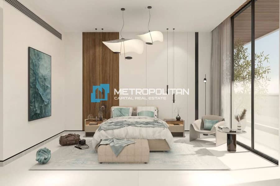 18 Main Living Area