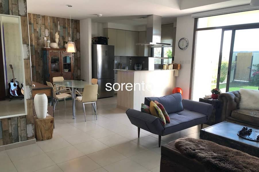 Rijwoning in Town Square,Hayat Townhouses, 3 slaapkamers, 160000 AED - 17006916 Rijwoning in Town Square,Hayat Townhouses, 3 slaapkamers, 160000 AED - 17006916