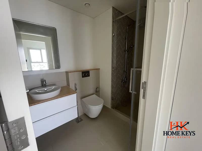6 bath. jpg