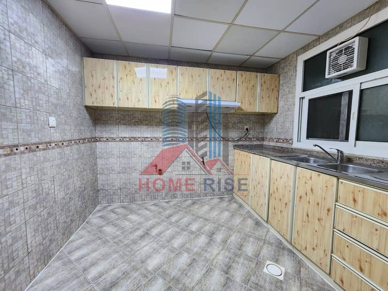 13 34e110ce-05e1-412e-a8ff-1cb0821ffbe1. jpg