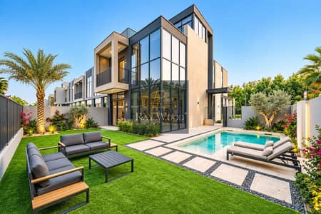 4 Camere Townhouse in vendita a Mudon, Dubai - Luxury Modern Villa with Pool Garden. png