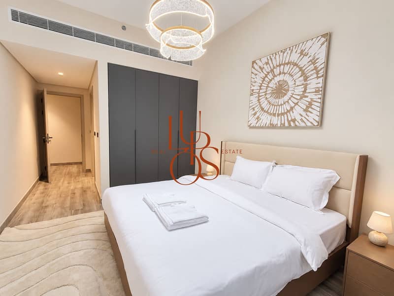 21 Lupos_Bedroom_01. jpg