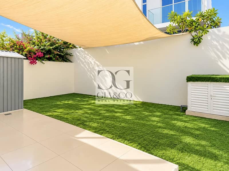 9 Corner Unit | Vacant Now | Largest Layout 9