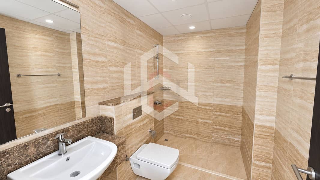 12 4BR+Study Villa For Rent in Palmarosa