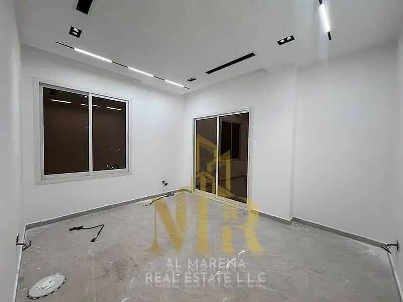 25 876025325-800x600. webp