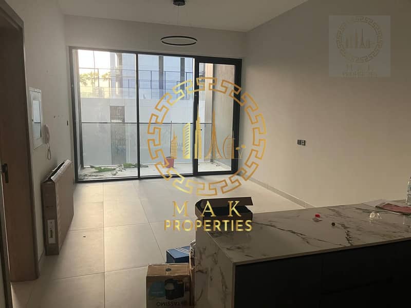 Brand New Building | 4–6 Cheques | Kitchen Appliances Brand New Building | 4–6 Cheques | Kitchen Appliances