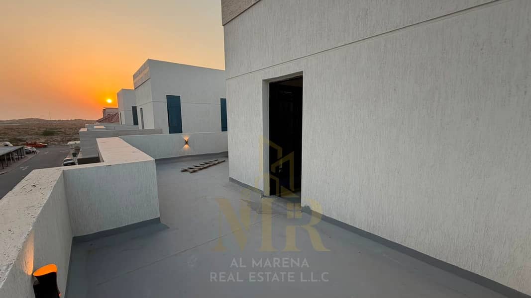43 WhatsApp Image 2026-08-20 at 9.35. 50 AM. jpeg