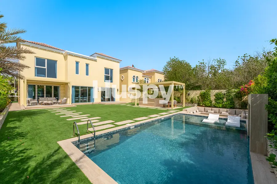 Brand New Turnkey | Extended | Large Plot