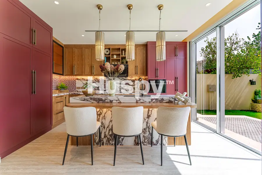 Brand New Turnkey | Extended | Large Plot