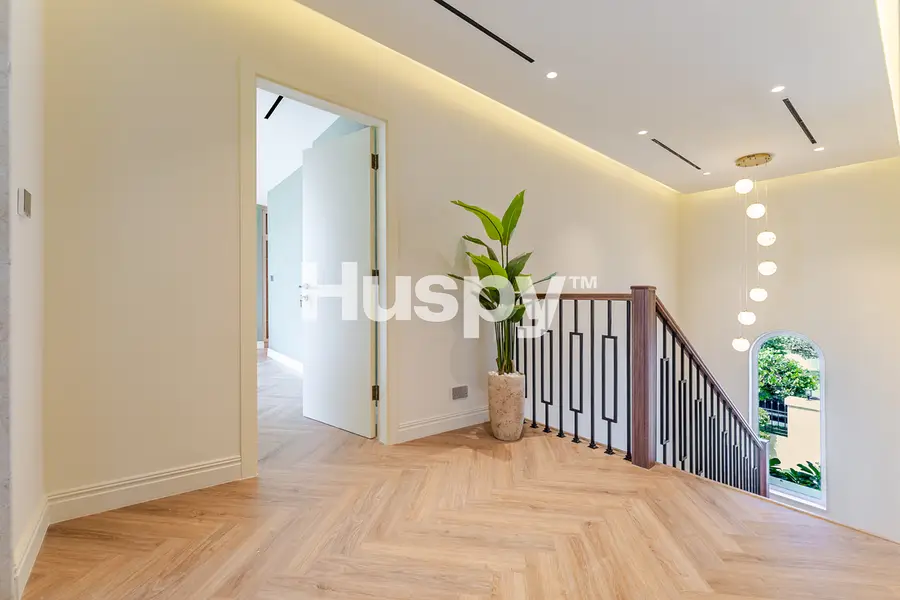Brand New Turnkey | Extended | Large Plot