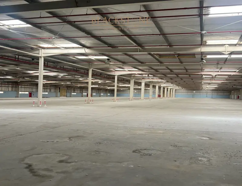 Tenanted Warehouse | AED 2.1M Rent | Investment