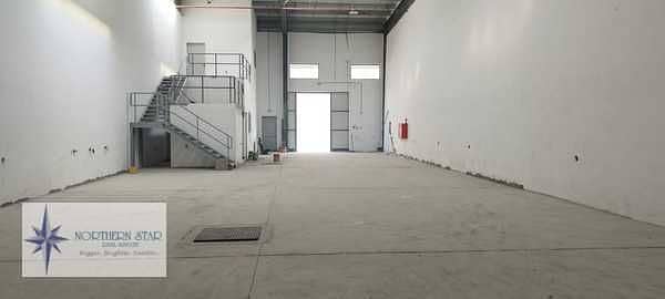 Warehouse in affitto a Al Sajaa Industrial, Sharjah - cnH8cnRDjrdj7p8LLyj9RtIWlc5aYc21Mpf8PPvJ (1). jpg