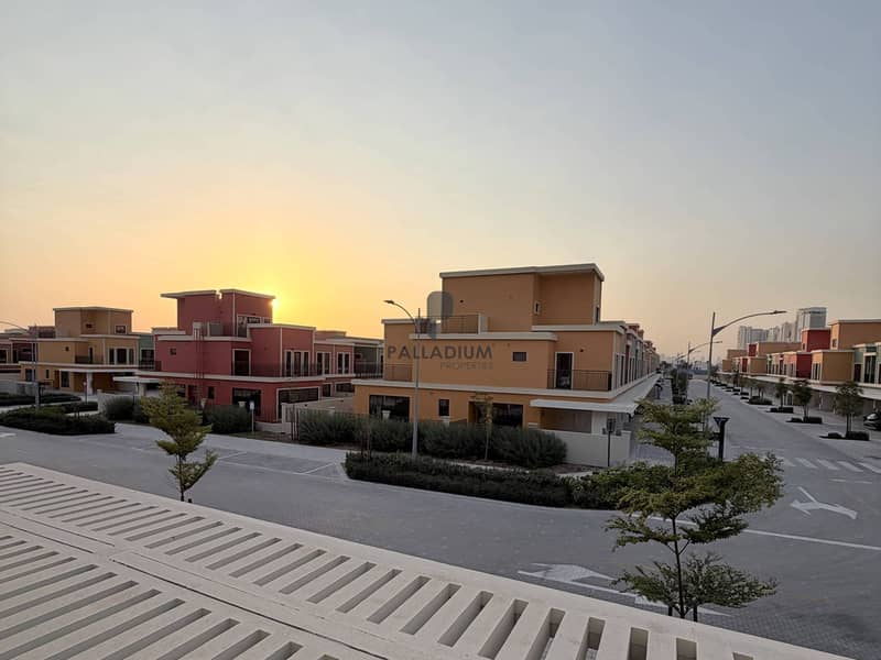 Casa adosada en DAMAC Lagoons,Portofino, 4 dormitorios, 149990 AED - 17008367 Casa adosada en DAMAC Lagoons,Portofino, 4 dormitorios, 149990 AED - 17008367