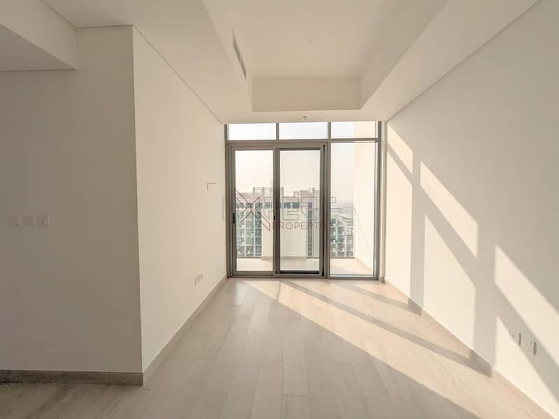 6 Image 6