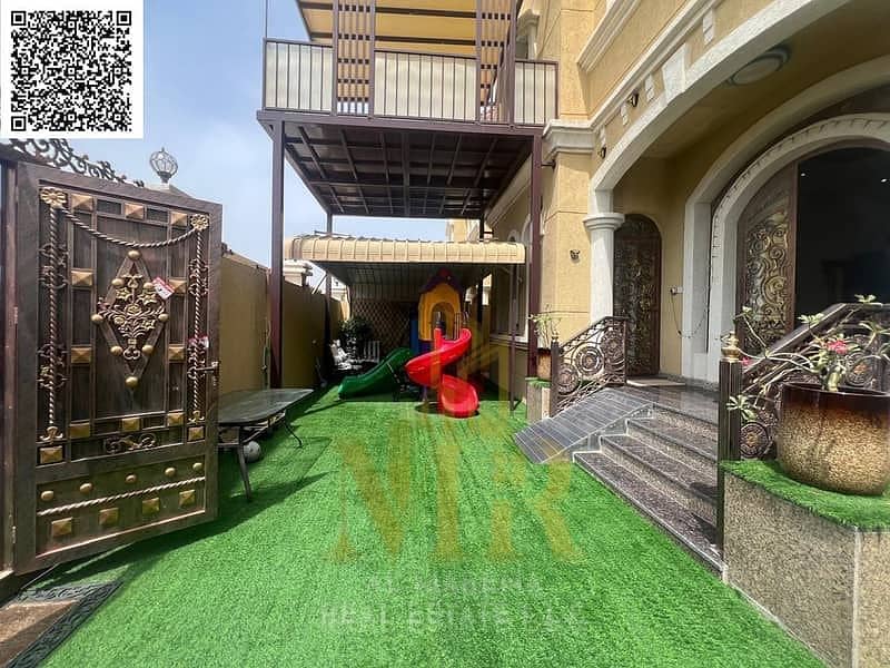 40 875584110-800x600. jpeg