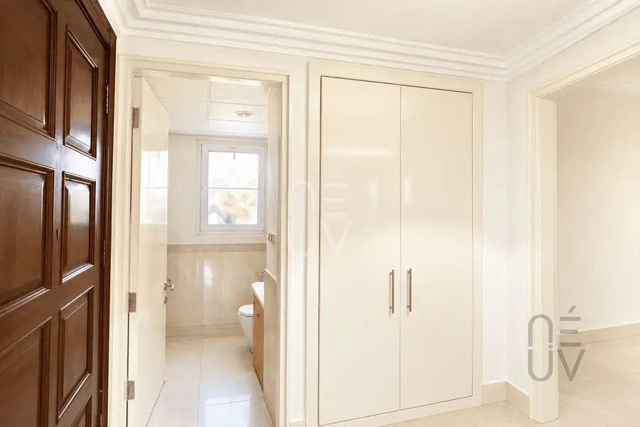 Spacious 3BR | Vastu Unit | Close to Lake and Park