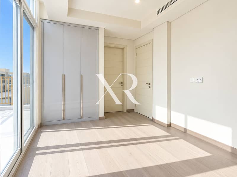 9 Sunlit Minimalist Modern Room. png