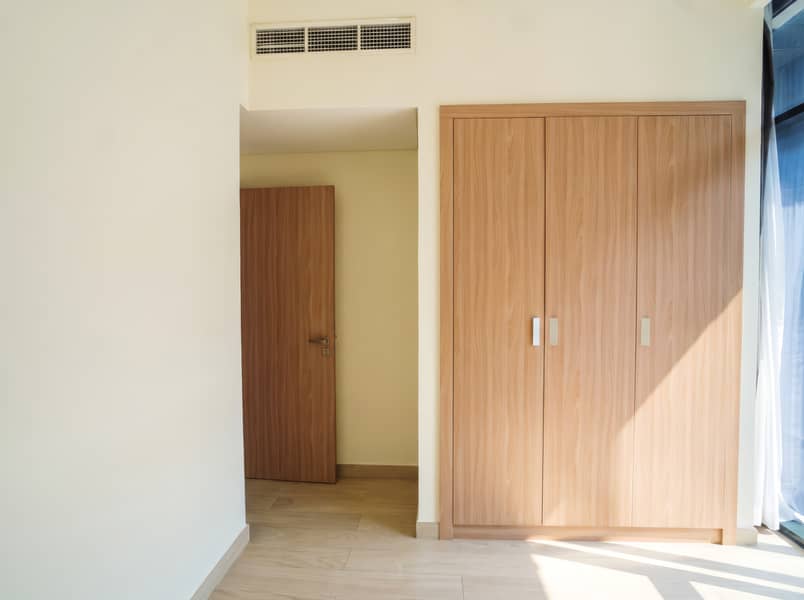 3 image_4