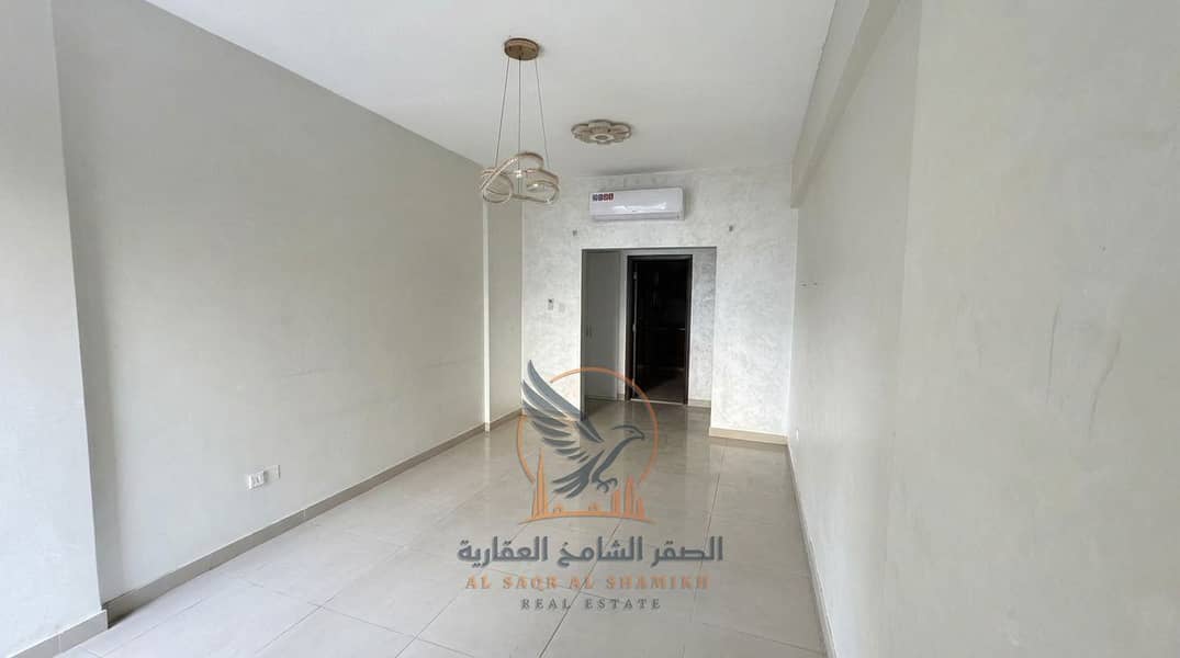 12 Remove_clutter_from_floor_20261015155103_11. jpg