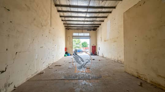 Warehouse for Rent in Al Jurf, Ajman - Enhance_real_estate_photo_quality_20261013153154_2. jpg