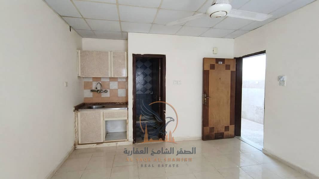5 غير-مفروش-للا-يجار-0-غرف-الصناعية-2-عجمان-صورة-العقار-06. jpg