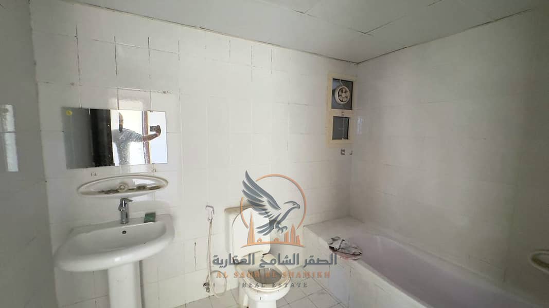 17 apartment-for-rent-property-08. jpg