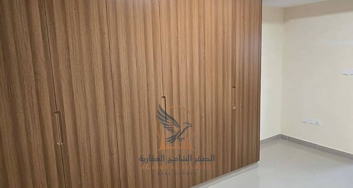 8 apartment-for-rent-property-05. jpg