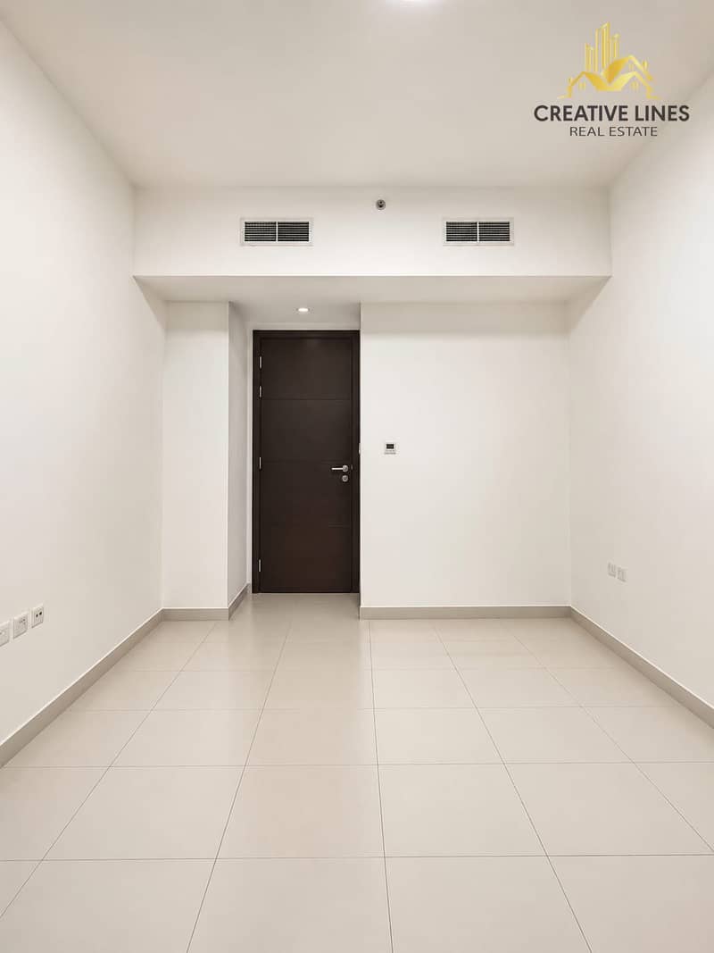 10 4f1e5cc1-fb73-480d-b64e-e811ccb85bb5. jpg