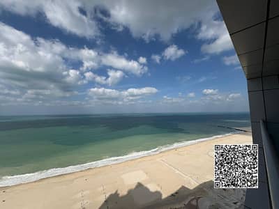 3 Slaapkamers Appartement te Huur in Corniche Ajman, Ajman - 1. jpg