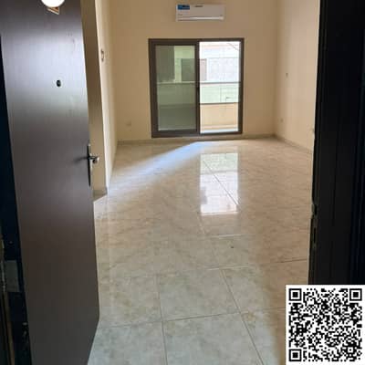 阿联酋城， 阿治曼 4 卧室公寓待租 - Beige Simple Buy 1 Get 1 Instagram Post (10). png