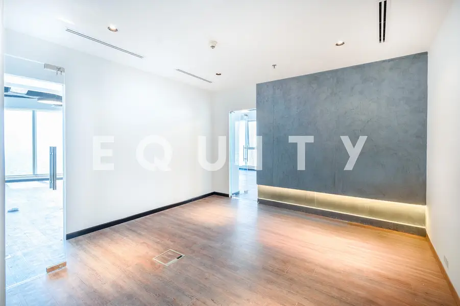 Canal Views | Vacant Now | High Floor Office