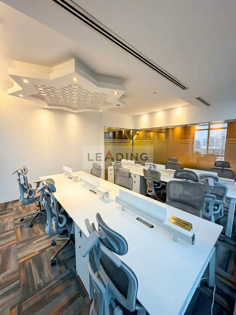 Luxury furnished office| Burj+ canal view| Vacant office