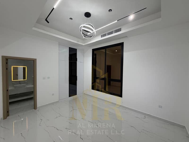 29 WhatsApp Image 2026-10-25 at 11.32. 50 PM. jpeg