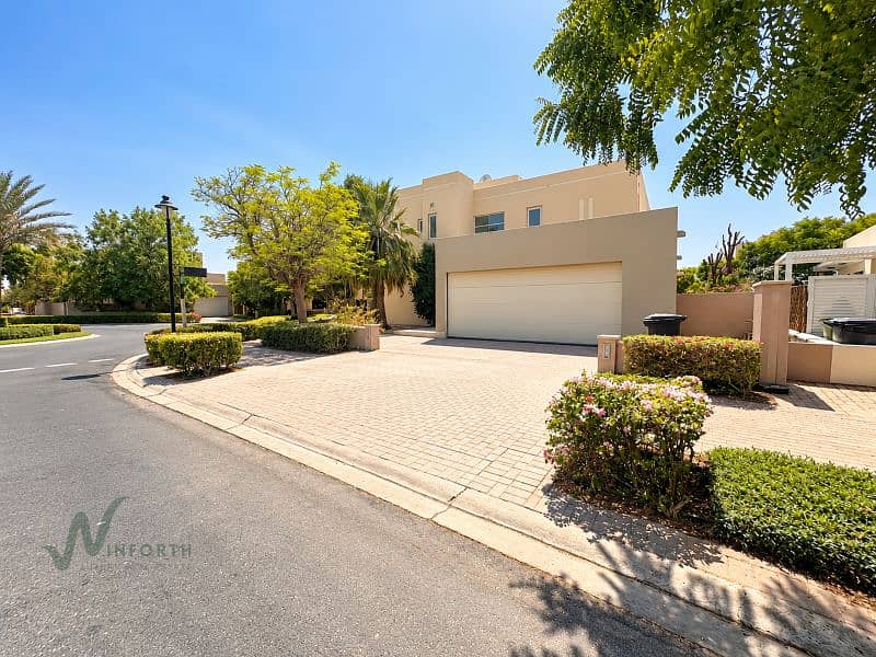 25 Sunlit Modern Villa Streetscape. png