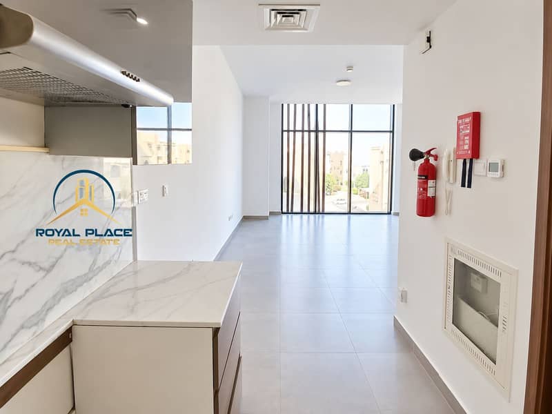 6 Bright Minimalist Open-Plan Apartment. png
