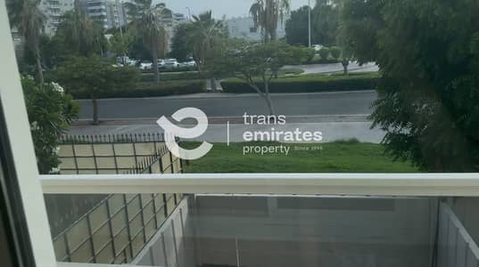 2 habitaciones Townhouse para en Alquiler en Al Reef, Abu Dhabi - WhatsApp Image 2026-10-01 at 3.13. 21 PM (1). jpeg 2 habitaciones Townhouse para en Alquiler en Al Reef, Abu Dhabi - WhatsApp Image 2026-10-01 at 3.13. 21 PM (1). jpeg