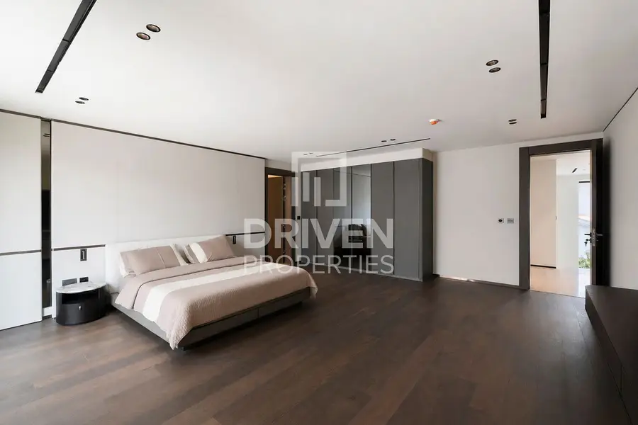 Luxury Villa | Fully Furnished Partial Golf view