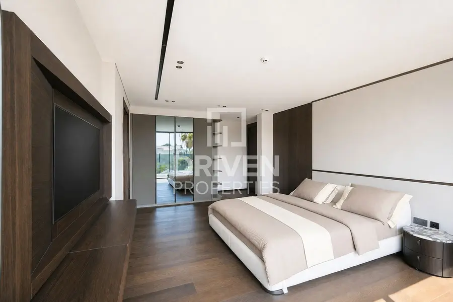 Luxury Villa | Fully Furnished Partial Golf view