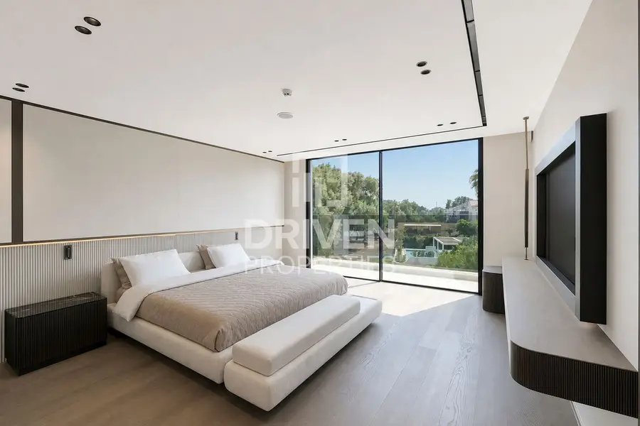 Luxury Villa | Fully Furnished Partial Golf view