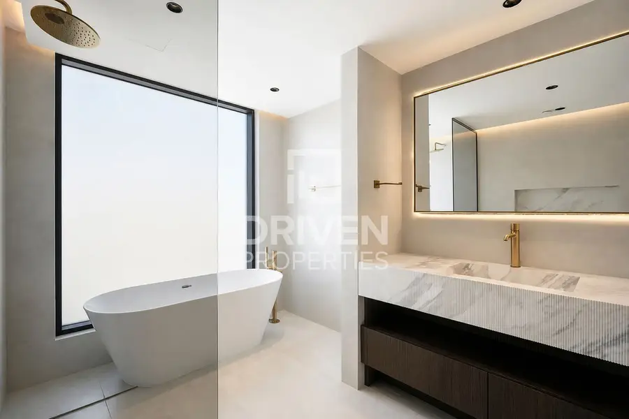 Luxury Villa | Fully Furnished Partial Golf view