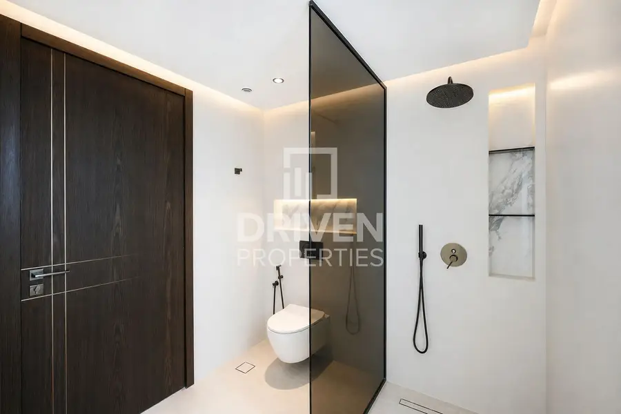 Luxury Villa | Fully Furnished Partial Golf view
